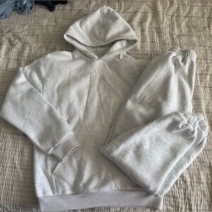 Light Gray Comfrt Hoodie and Sweatpants Set
